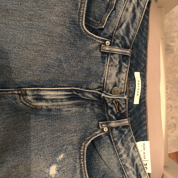 NWT!!! Pacsun blue ripped mom jeans - Picture 6 of 8
